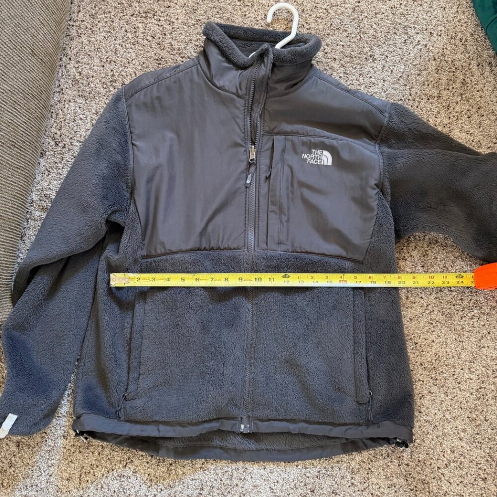 The North Face Womens XL  Grey Denali Plush Jacket